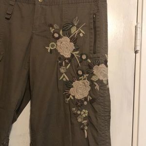 The Limited Adjustable Embroidered Capris